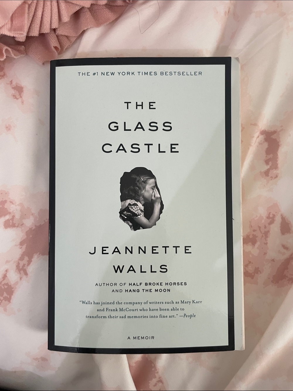 The Glass Castle by Jeannette Walls - White & Black Cover